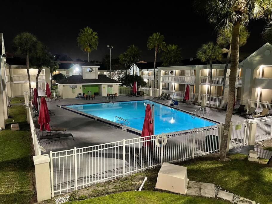 Newly Room In Cozy Hotel With Super Location To The Parks Kissimmee Ngoại thất bức ảnh
